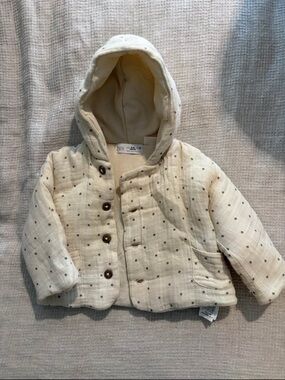 Zara Cream Hooded Quilted Jacket with Polka Dot Print